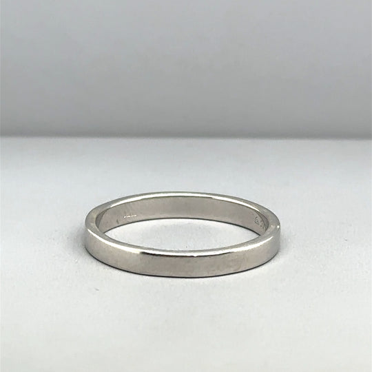 9ct White Gold Band Ring - Size T