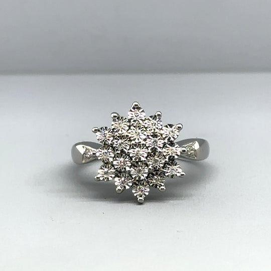9ct White Gold Diamond Set Ring - Size J