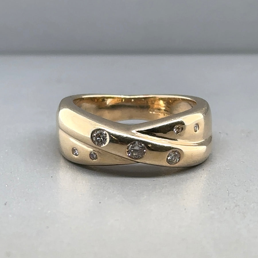 9ct Yellow Gold Diamond Crossover Ring (c. 0.18ct) - Size N