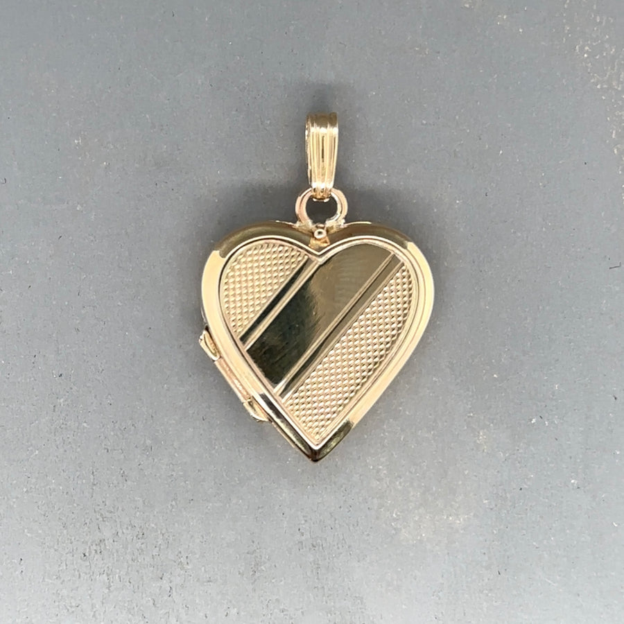 9ct Yellow Gold Heart Locket