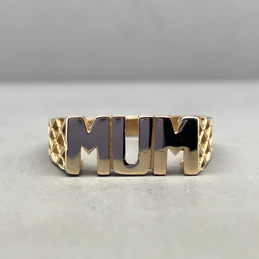 9ct Yellow Gold Mum Ring - Size Q