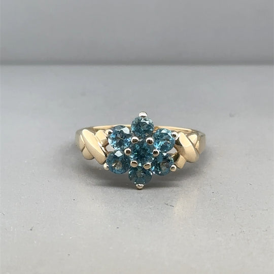 9ct Yellow Gold Blue Spinel Flower Style Ring - Size Q