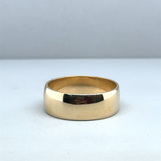 9ct Yellow Gold Band Ring - Size Q