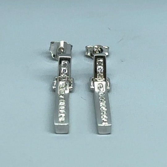 9ct White Gold Diamond Bar Drop Earrings (c. 0.10 - 0.15ct)