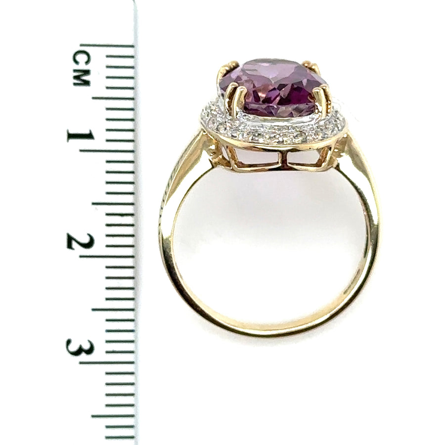 9ct Yellow Gold Diamond and Purple Topaz Ring - Size P