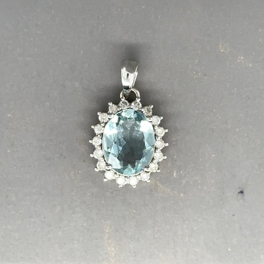 18ct White Gold Pale Tourmaline and Diamond Pendant (c. 0.25ct)