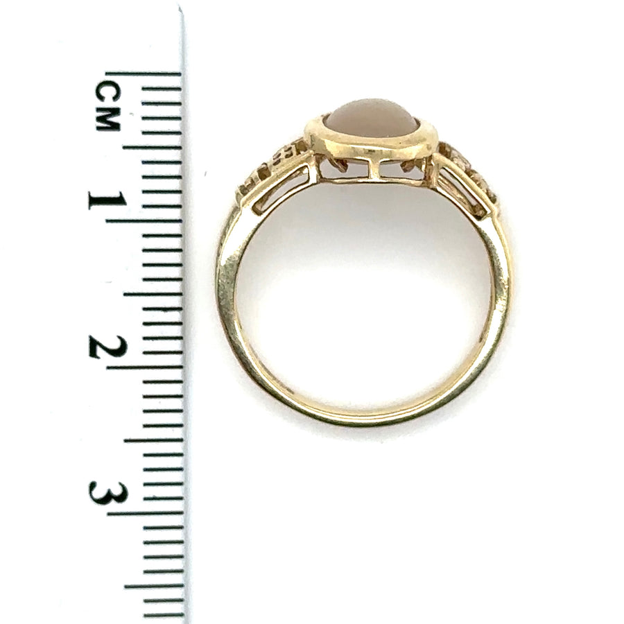 9ct Yellow Gold Moonstone Ring - Size N