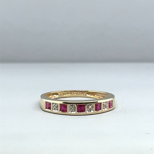 9ct Yellow Gold Diamond and Ruby Ring (c. 0.10 - 0.15ct) - Size M