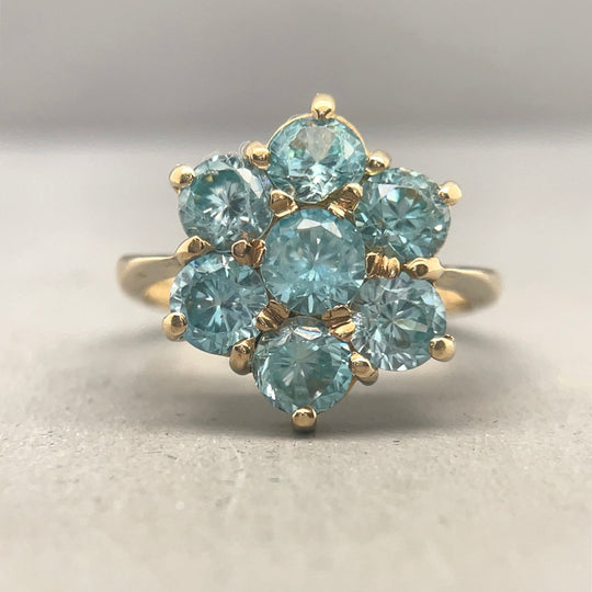 9ct Yellow Gold Blue Topaz Cluster Ring - Size - K 1/2