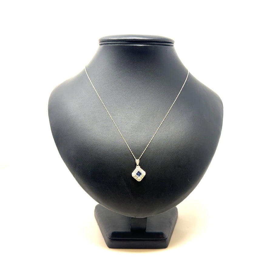 9ct White Gold Diamond and Topaz Pendant and Chain (20")