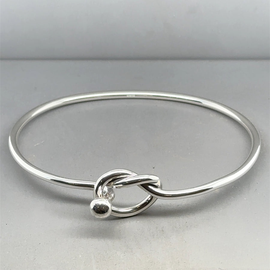 Sterling Silver Knot Front Bangle NEW!