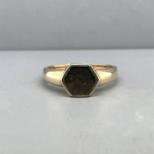 14ct Yellow Gold Multi-Colour Synthetic Stone Ring - Size R 1/2