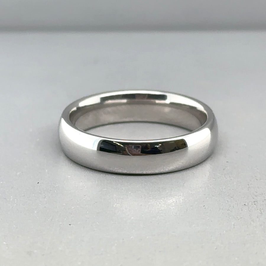 18ct White Gold Band Ring - Size R 1/2