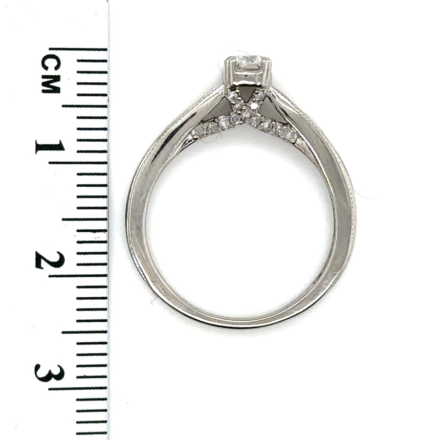 9ct White Gold Diamond Ring (c. 0.25ct) - Size M