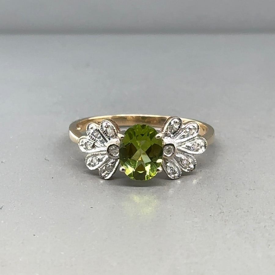 9ct Yellow Gold Peridot and Diamond Ring - Size R