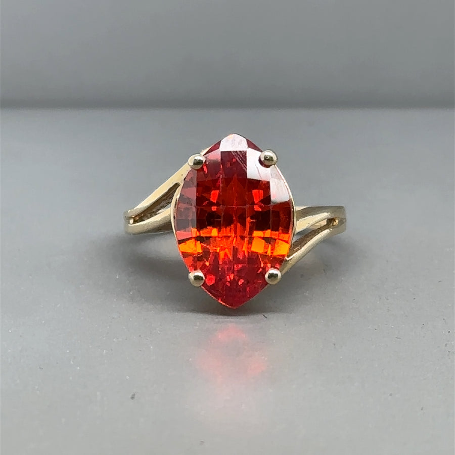 14ct Yellow Gold Orange Synthetic Stone Ring - Size L 1/2