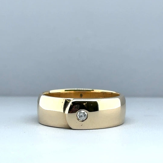 9ct Yellow Gold Single Stone Diamond Band Ring - Size Q 1/2