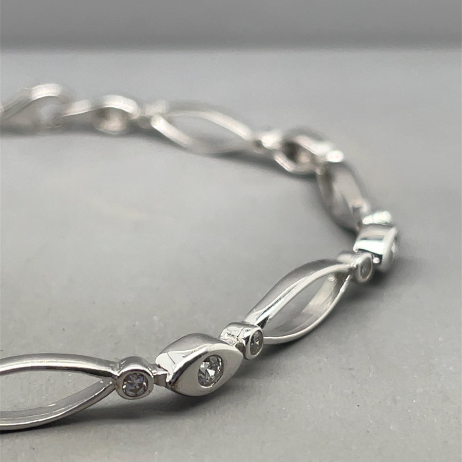 9ct White Gold Cubic Zirconia Fancy Bracelet
