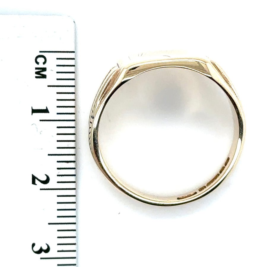 9ct Yellow Gold Patterned Signet Ring - Size T 1/2