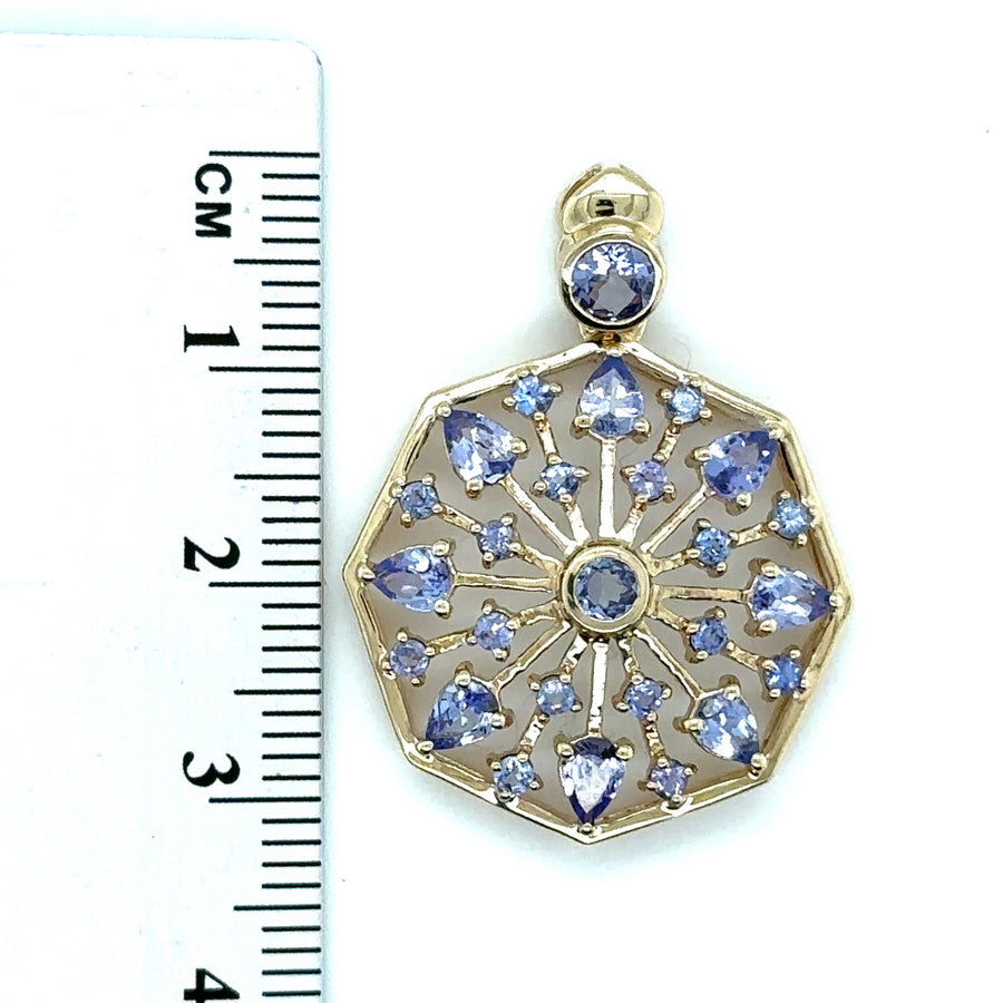 9ct Yellow Gold Tanzanite Pendant