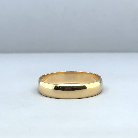 18ct Yellow Gold Band Ring - Size N 1/2