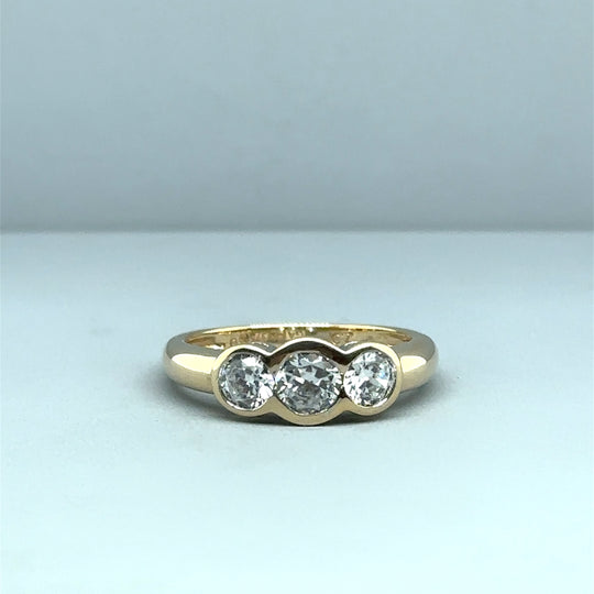 9ct Yellow Gold Three Stone Cubic Zirconia Ring - Size N