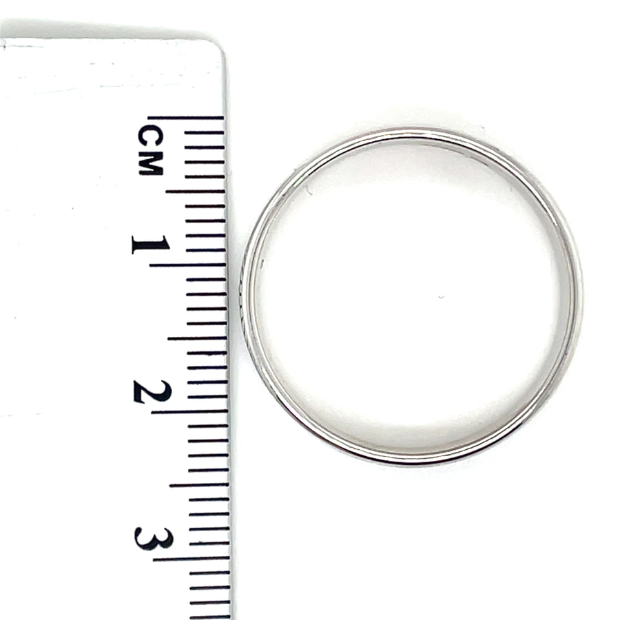 18ct White Gold Band Ring - Size V 1/2