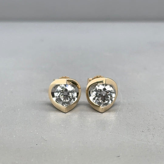 9ct Yellow Gold Single Stone Lab Grown Diamond Stud Earrings (c. 1.00ct) NEW!