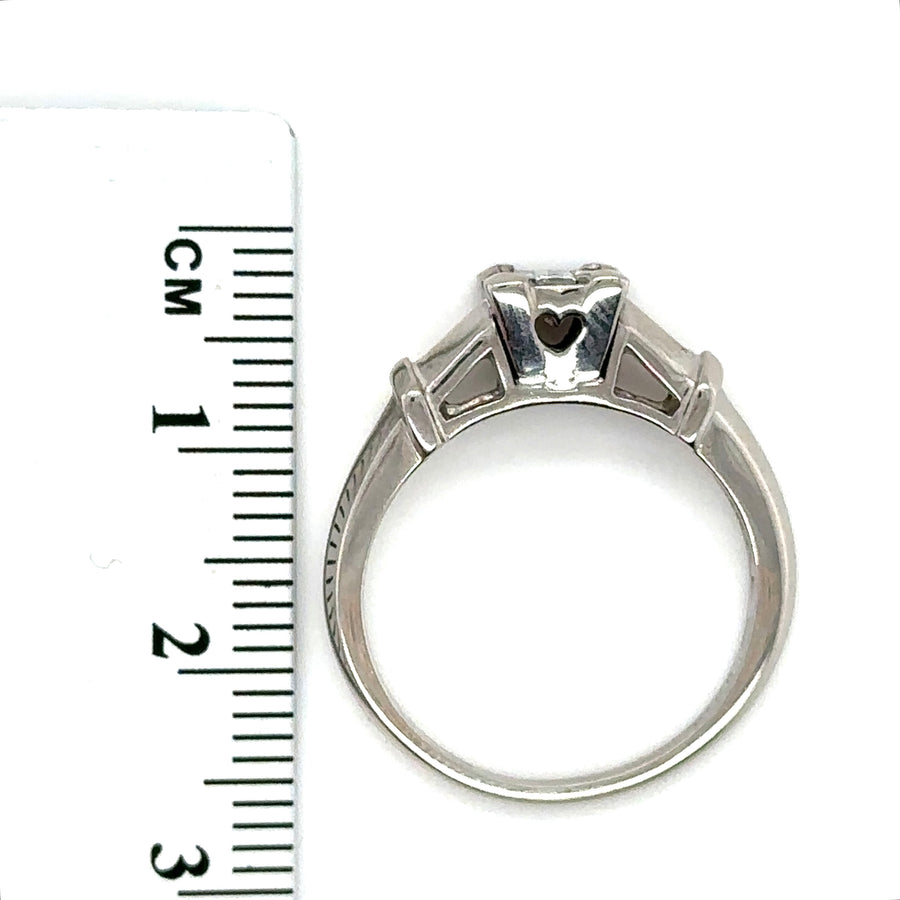 18ct White Gold Diamond Ring (c. 0.25ct) - Size N