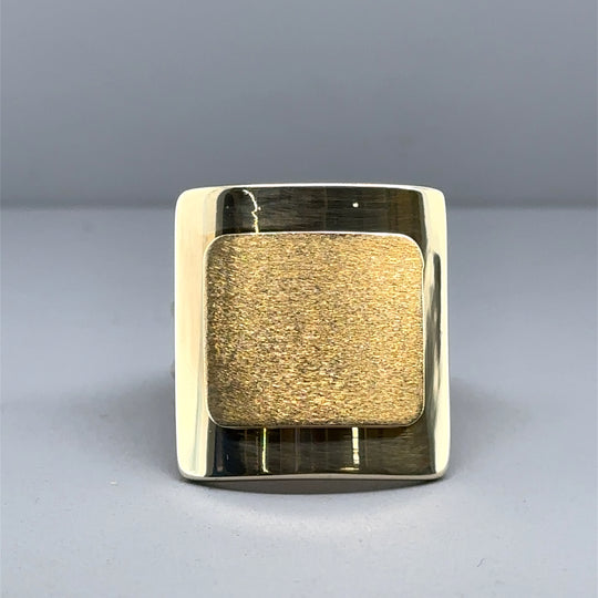 9ct Yellow Gold Square Ring - Size P 1/2
