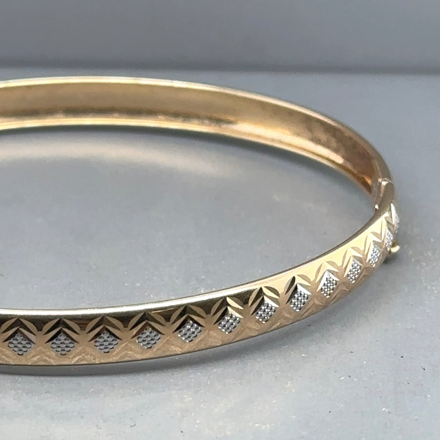 9ct Bi-Colour Bangle