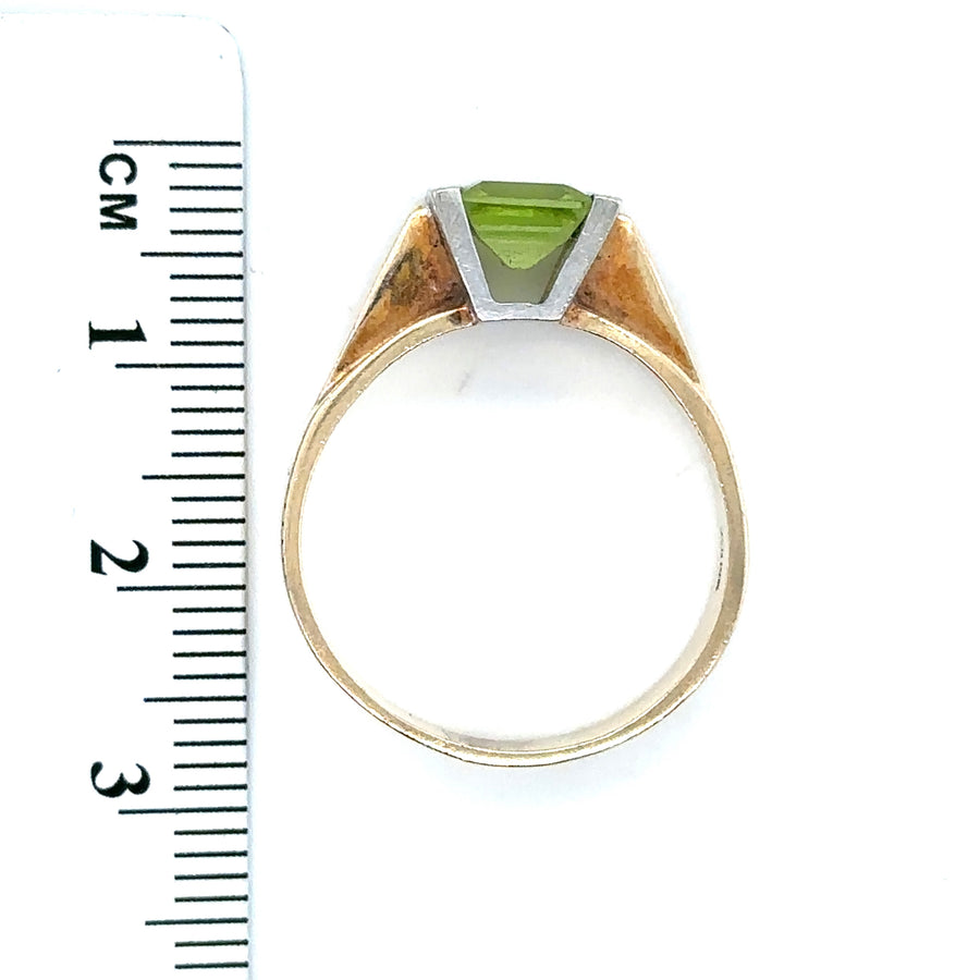 9ct Yellow Gold Single Stone Peridot Ring - Size R