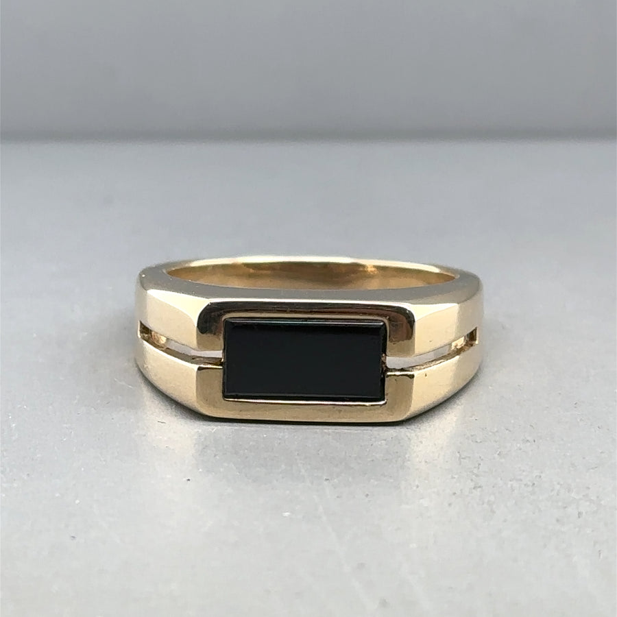 9ct Yellow Gold Open Band Onyx Ring - Size S