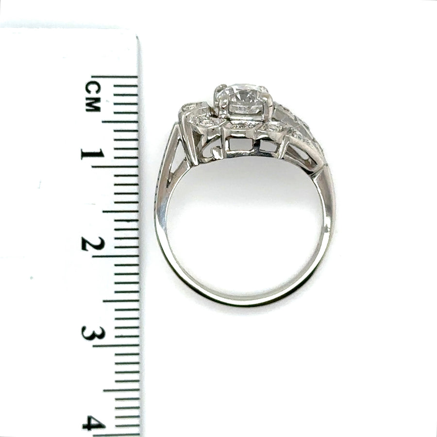 14ct White Gold Fancy Diamond Ring (c. 1.10ct) - Size N