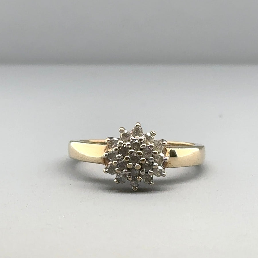 9ct Yellow Gold Diamond Cluster Ring (c. 0.25ct) - Size J 1/2