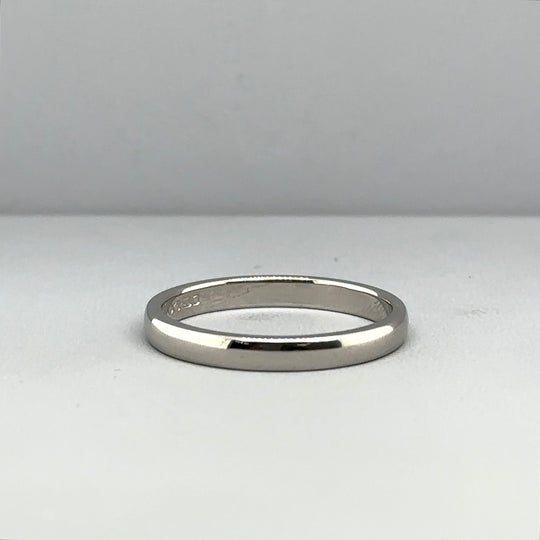 18ct White Gold Band Ring - Size N 1/2
