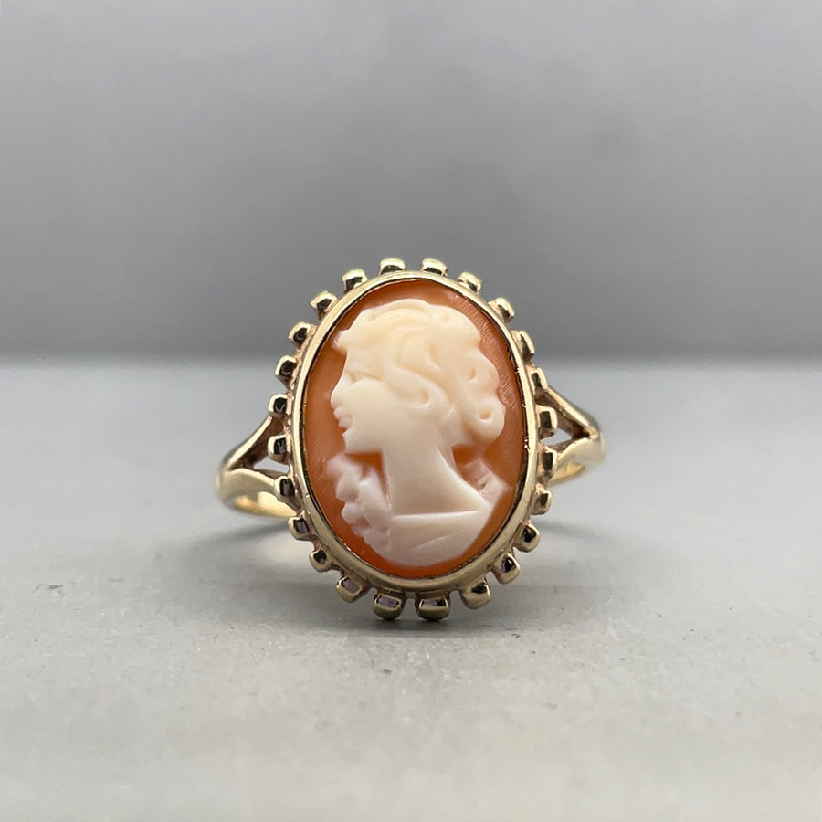 9ct Yellow Gold Cameo Ring - Size N