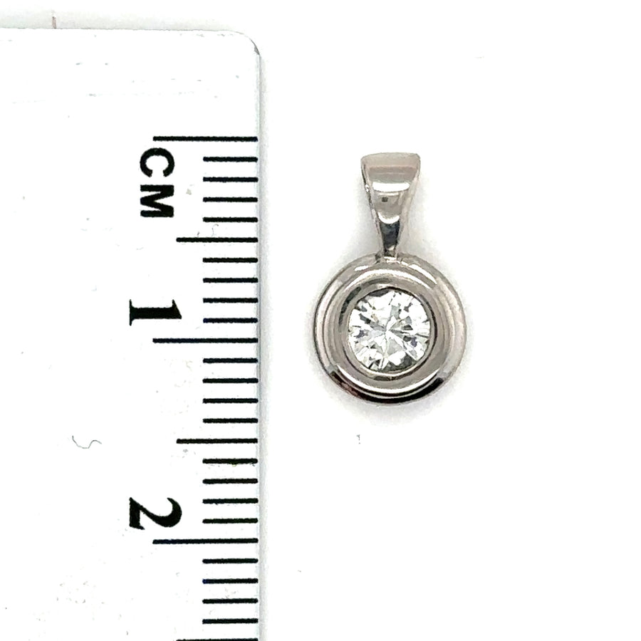 18ct White Gold Single Stone Diamond Pendant (c. 0.25ct)