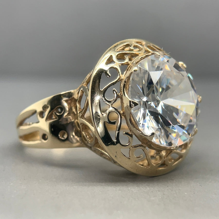 9ct Yellow Gold Synthetic Stone Ring - Size S