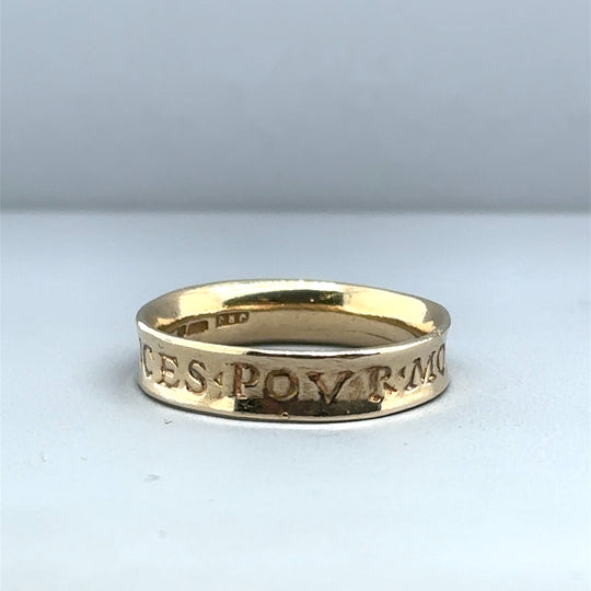9ct Yellow Gold Rose Theatre Band Ring - Size O