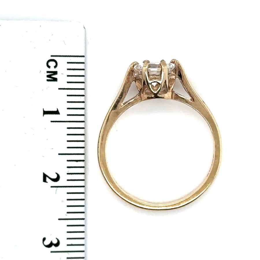 9ct Yellow Gold Single Stone Cubic Zirconia Ring - Size L