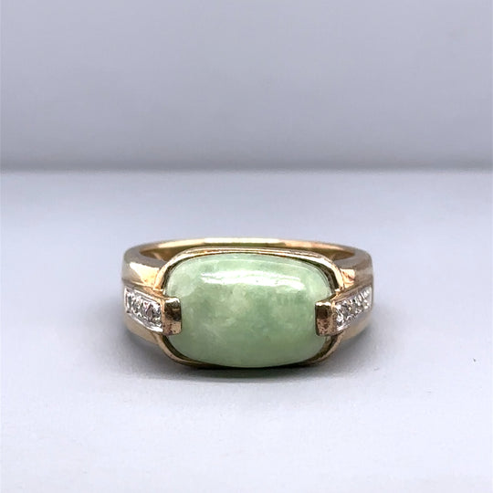 9ct Yellow Gold Jade and Diamond Ring - Size O 1/2