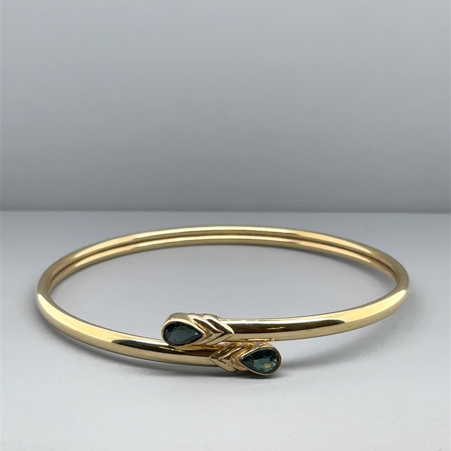 9ct Yellow Gold Topaz Torque Style Bangle