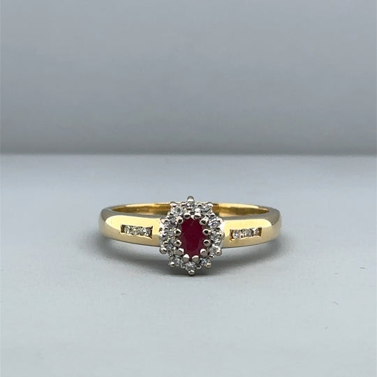 18ct Yellow Gold Diamond and Ruby Ring (c. 0.15 - 0.20ct) - Size P