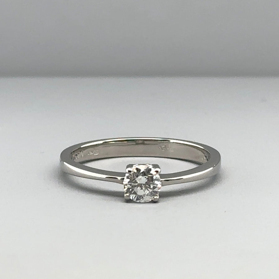 18ct White Gold Single Stone Diamond Ring (c. 0.33ct)- Size K 1/2