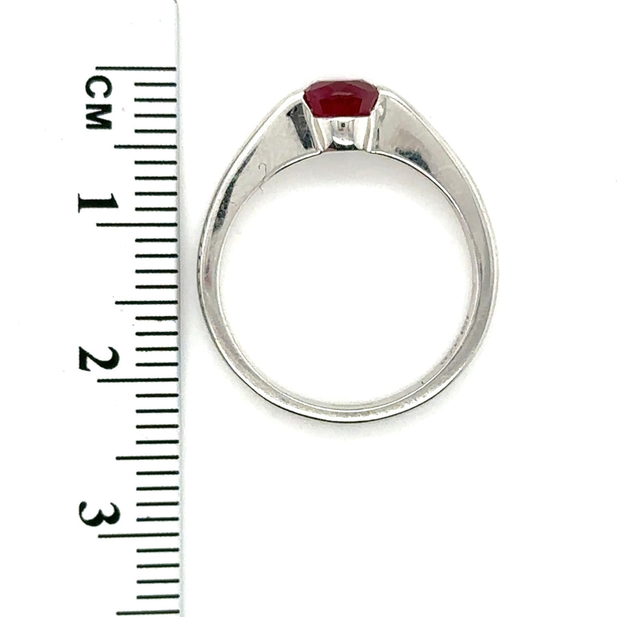 9ct White Gold Single Stone Ruby Ring - Size K 1/2