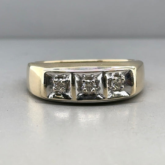 9ct Yellow Gold Three Stone Diamond Ring (c. 0.25ct) - Size W