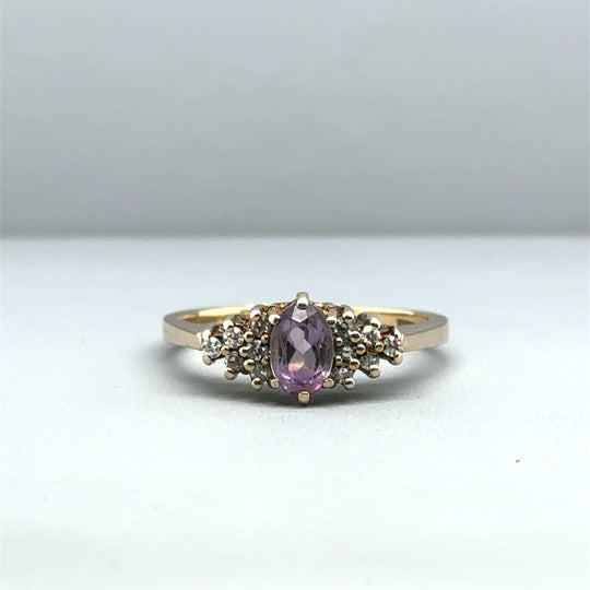 9ct Yellow Gold Amethyst and Diamond Ring (c. 0.10 - 0.15ct) - Size N