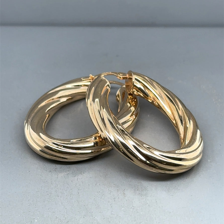 9ct Yellow Gold Twist Oval Hoop Earrings