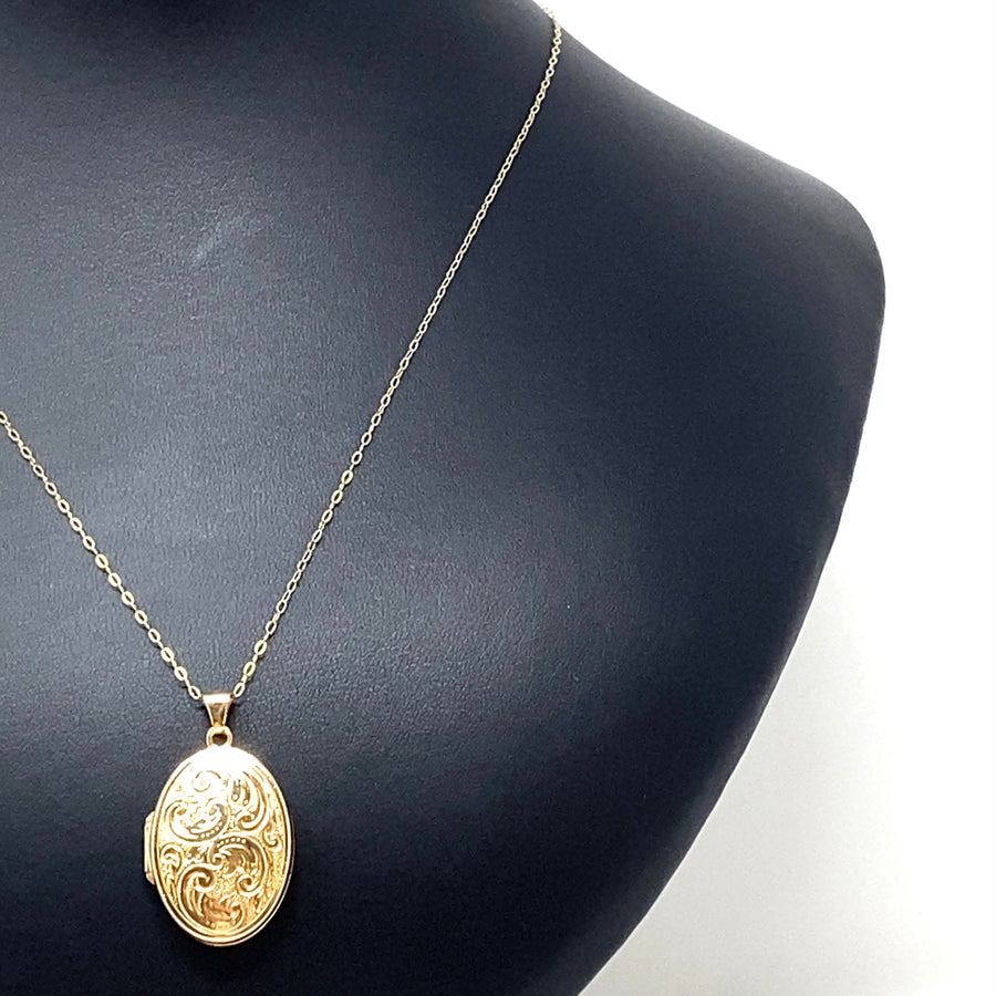 9ct Yellow Gold Patterned Locket and Fine Chain (20")